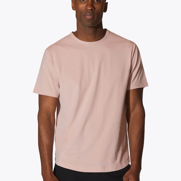 Cuts clothing curve hem short sleeve - Picture 2 of 7